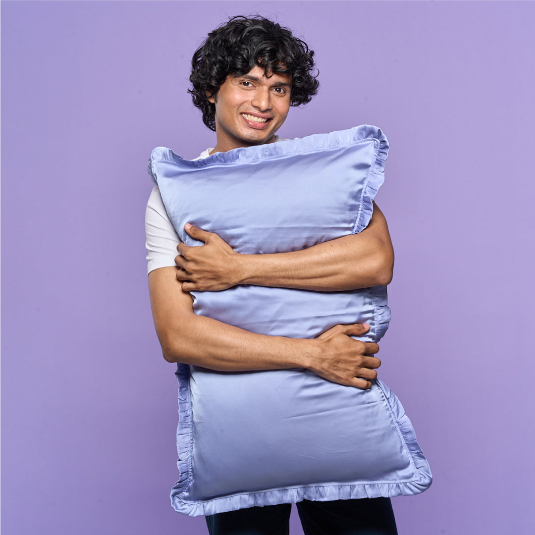 Your Curls Are the Toxic Ex You Keep Running Back To—And You Love Every Second of It